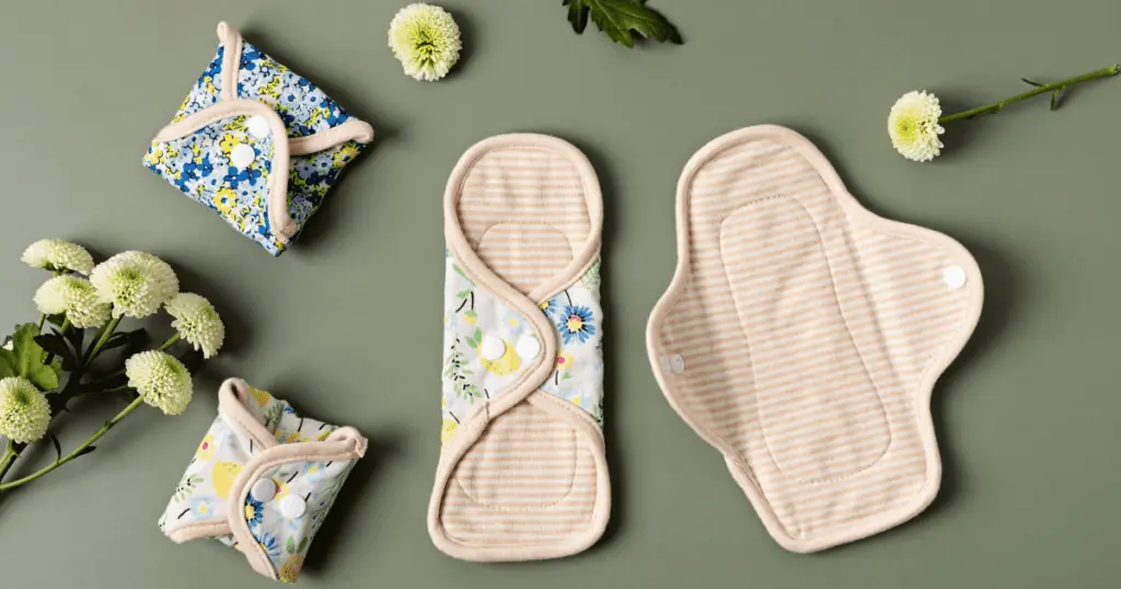 Cotton Cloth Pads for Postpartum Bleeding