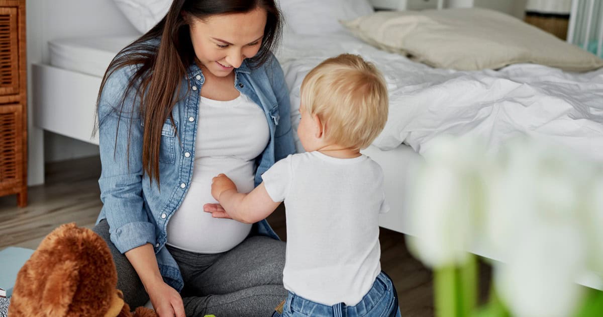 When Should I Feel My Baby Move? All About Fetal Kick Counting